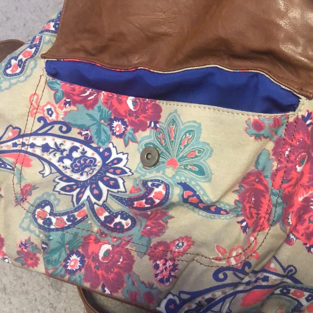Backpack - Picture 6 of 6